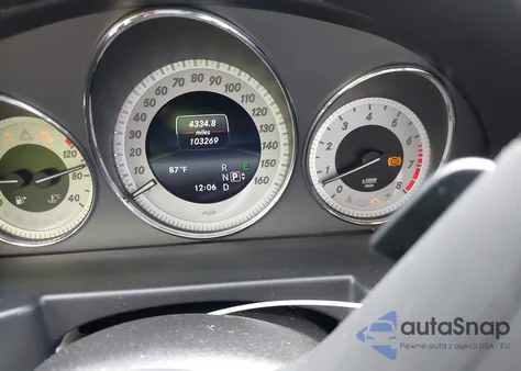 2015 Mercedes-Benz Glk 350 z USA, uszkodzony, nr VIN WDCGG5HB4FG438981